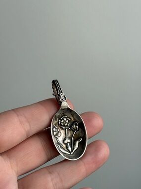 Newfoundland and Labrador Pitcher Plant Pendant Keychain Recycled Vintage